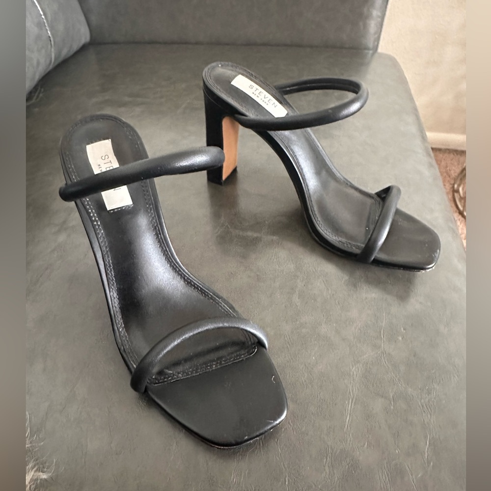 Steven New York sandal